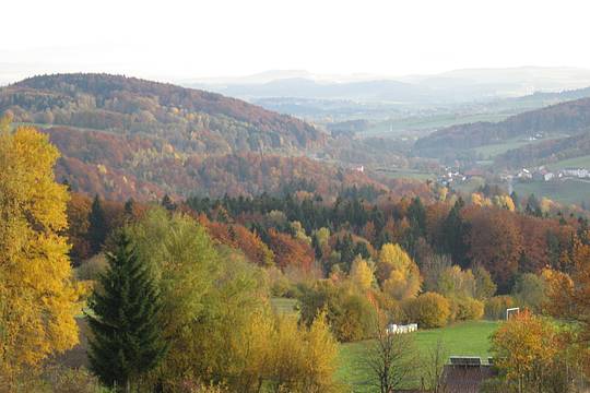 Herbstlicher Ausblick von der Aussichtsplattform Saulorn