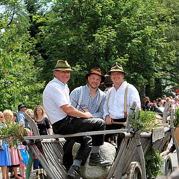 Der Wagen mit den Steinbohrern am Heimatfest Mauth 2016