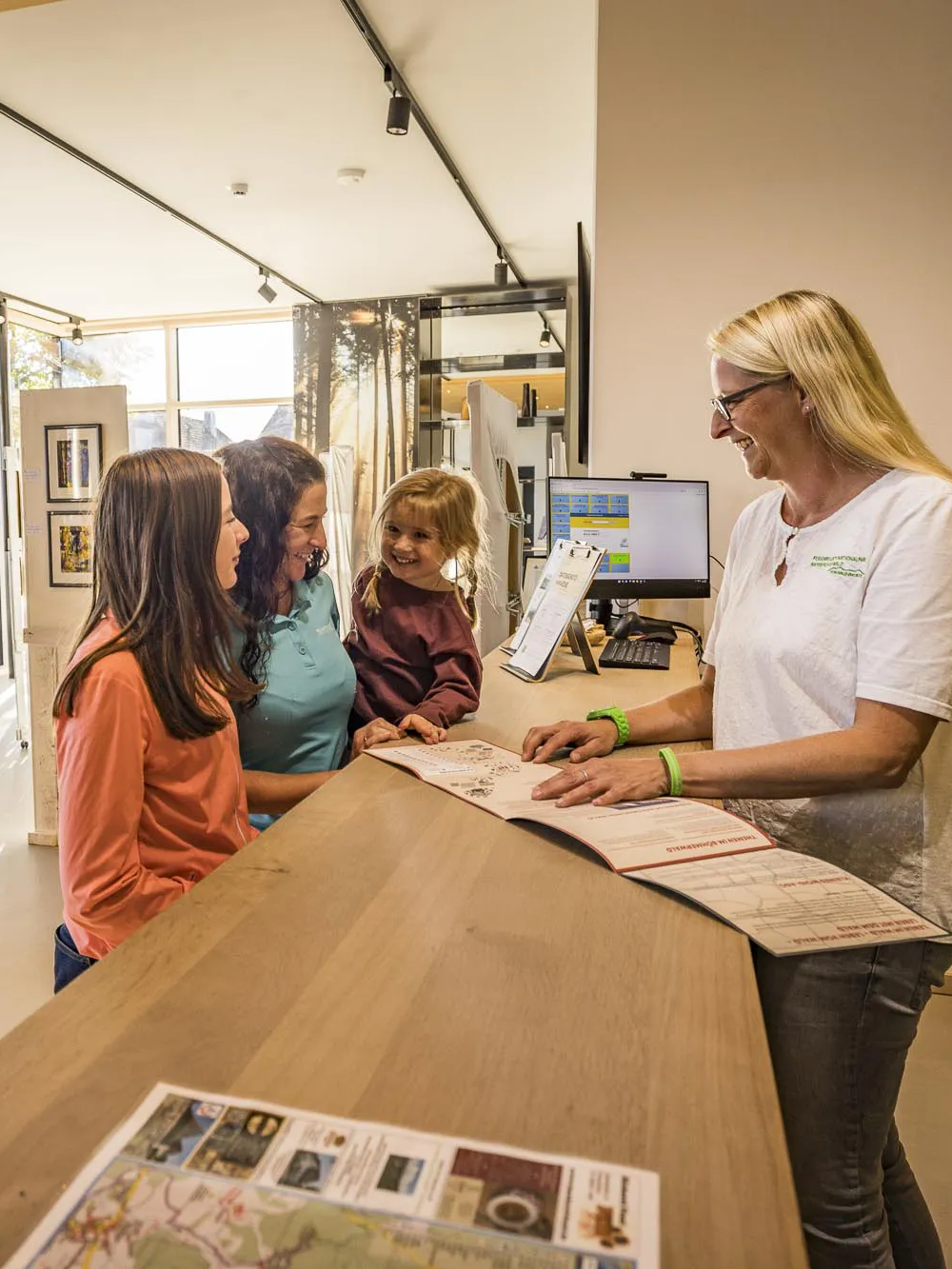 Beratungssituation junge Familie